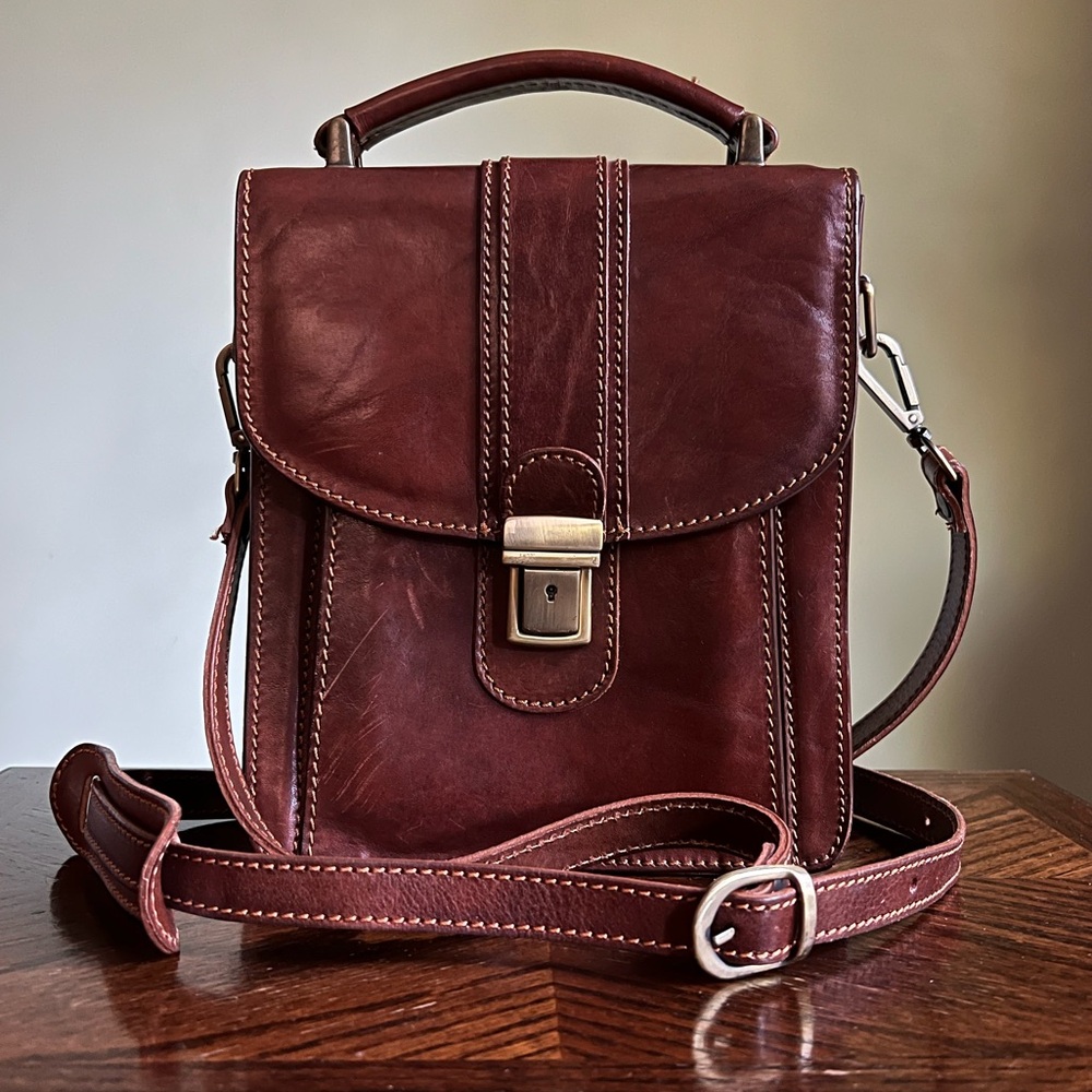 Vintage Italian Leather Shoulder Bag, Retro Cottagecore Academia Style Purse